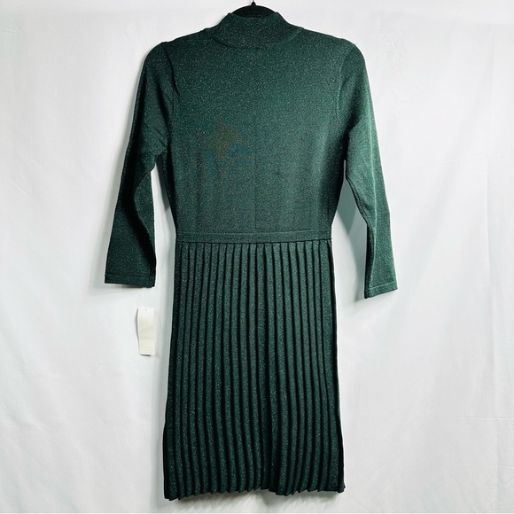 NWT Studio One Women’s Sz Medium Dark Green Mock Neck Long Sleeve Pleated Dress - Picture 7 of 7